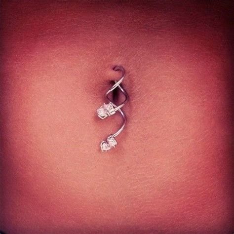 Intramontabile Piercing All Ombelico Foto E Consigli Piercing Tattoo