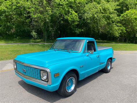 1972 Chevrolet C10 Short Bed 427 Garage