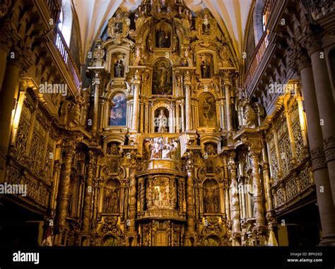 Perú La Ciudad Del Cusco Iglesia De La Compañia De Jesus Siglo Xvii Gran Altar Barroco