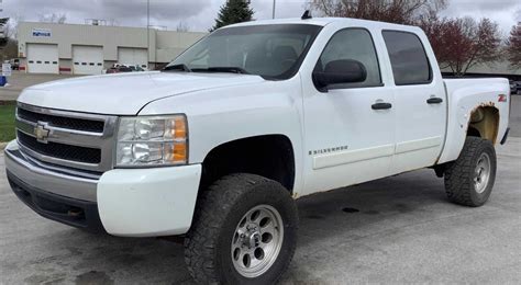 2008 Chevrolet Silverado 1500 Ls Crew Cab 4wd Pickup 4 Dr Repo Finder