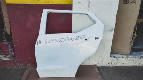 Nissan Kicks Puerta Trasera Izquierda Original Reparada Meses