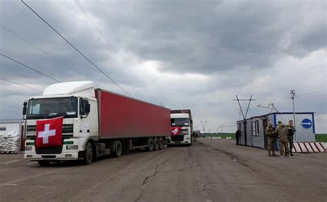 Swiss Civilian Aid Convoy Reaches Donetsk Swi Swissinfoch