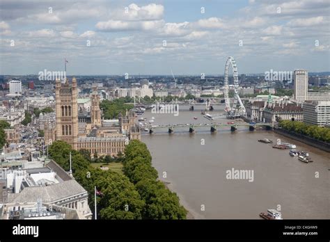 Río Támesis y las Casas del Parlamento visto desde la Millbank Tower