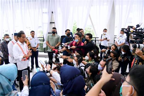 Foto Presiden Jokowi Pencabutan Psbb Dan Ppkm Tunggu Kajian