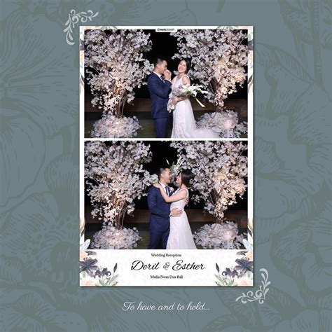 bali photobooth       hold instant photo