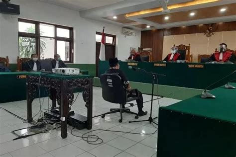 Gelar Konser Dangdut Dan Hajatan Wakil Ketua DPRD Tegal Divonis 6