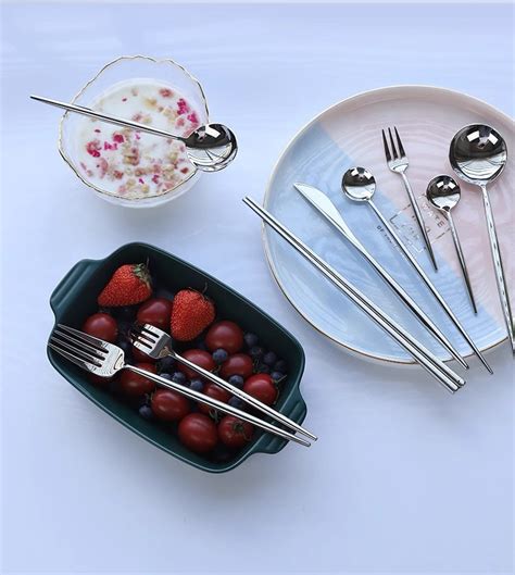 choose   cutlery  outdoor dining  barbecues mede