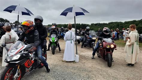 À Porcaro l amour des motards pour leur Madone