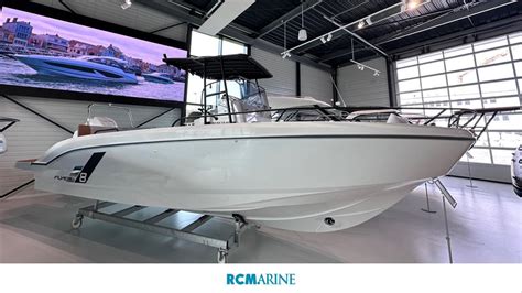 New Beneteau Flyer Spacedeck In Charente Maritime Inautia