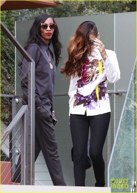 Rihanna & Chris Brown: Court Appearance Together!: Photo 2805894 ...