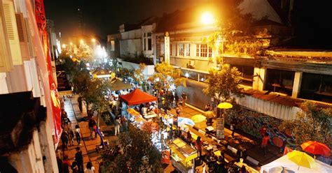 Menikmati Suasana Malam Di Braga Culinary Night Bandung Tour Bandung