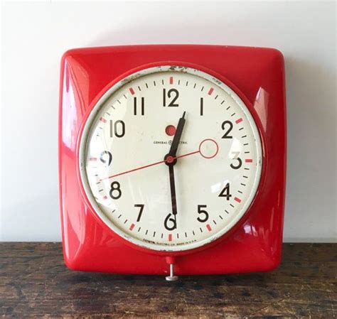 Vintage Red General Electric Electric Wall Clock Etsy Retro Clock