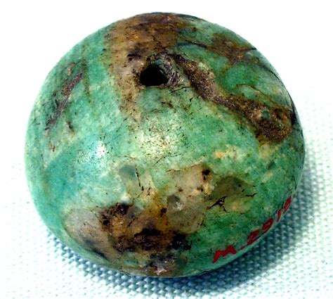 bead  metropolitan museum  art