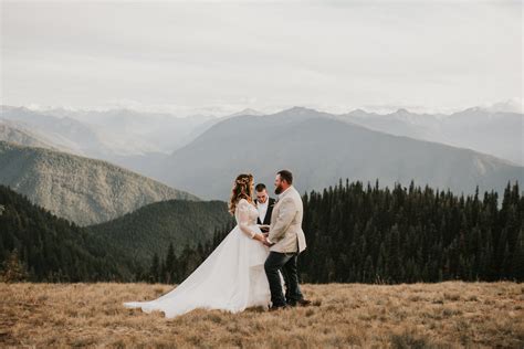 Elopements And Adventure Weddings What Are They