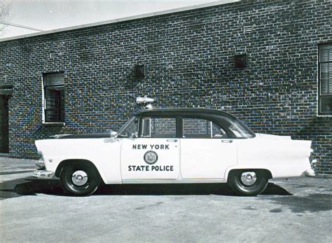 New York State Police 1955 Ford | Police cars, Old police cars, Ford police