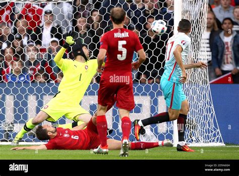 Yilmaz Goal Hi Res Stock Photography And Images Alamy