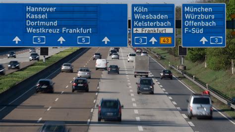 Ausbau Der A5 Auf Zehn Spuren Frankfurt Ist Dagegen Land Hessen Sehr