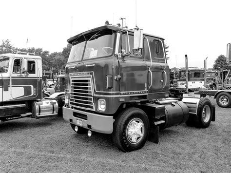 International Transtar II COE Semi Tractor A Photo On Flickriver