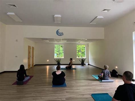 10 Best Yoga Classes Near Me Distinguishedteaching