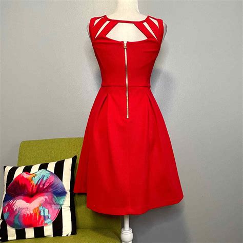 Betsy Johnson Red Cage Neck Pleated Fit And Flare Coc Gem