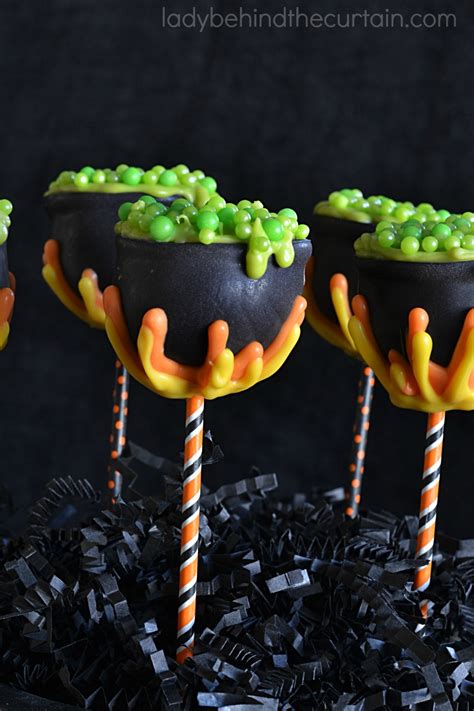 Easy Halloween Cake Pop Decorating