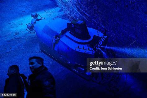 The Wreck Of The Titanic Photos and Premium High Res Pictures - Getty Images