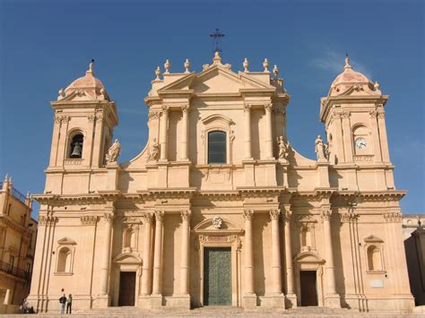 La Basilica Di San Nicol Noto Sicilia Sicilia Storico Palazzi