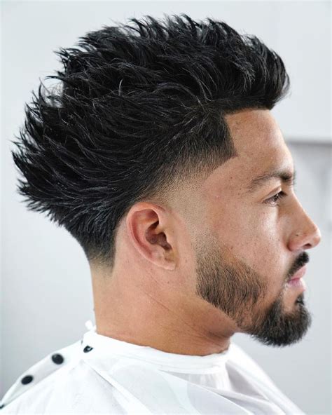 Fohawk Haircut Fade Low Taper Fade Haircut Taper Fade Curly Hair