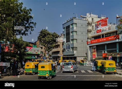 Darwaja hi-res stock photography and images - Alamy