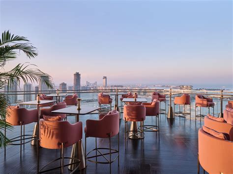 Brunch Review Attiko Dubais Sky Brunch In Dubai Restaurant Reviews