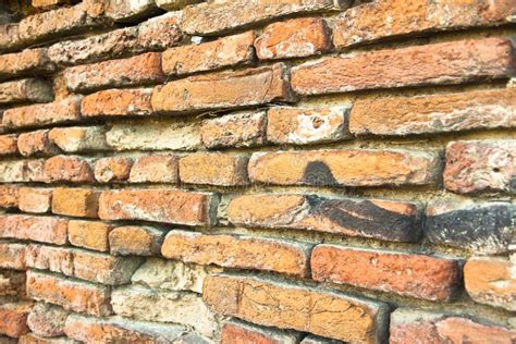 Old Damaged Brick Wall Background Stock Image - Image of backgrounds ...