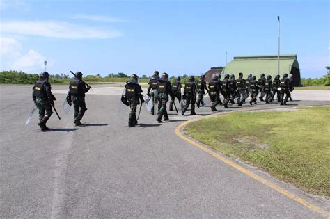 Latih Kesigapan Prajurit Lanud Manuhua Gelar Latihan PHH