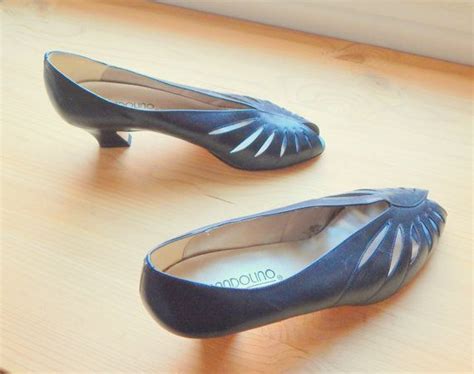 Yummy Sz 10m Navy Blue Bandolino Low Heel Pumps Made In Italy Etsy