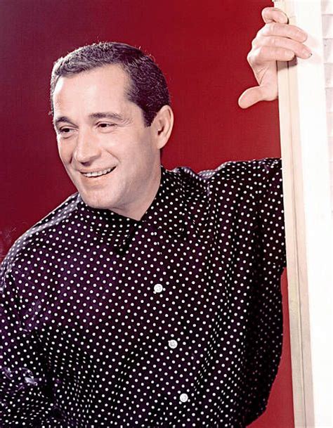 Perry Como Photos And Premium High Res Pictures Artofit