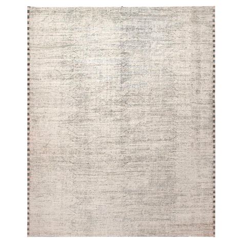 Nazmiyal Collection Decorative Modern Contemporary Area Rug 12'2" x 14'11" For Sale at 1stDibs