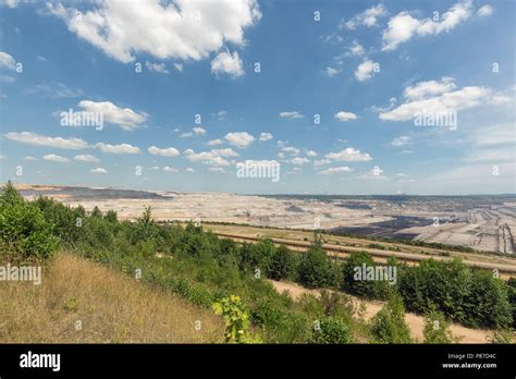 Braunkohletagebau luftbild Fotos und Bildmaterial in hoher Auflösung