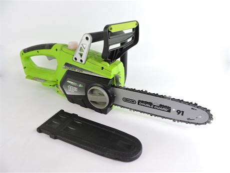 Police Auctions Canada - Earthwise 10" 20V Cordless Chainsaw (For Parts/Repair) (265106A)