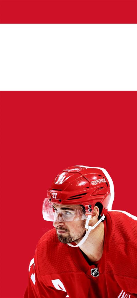 Download Nhl 2021 Player Dylan Larkin Wallpaper