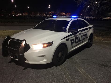 Gwinnett Police Joining Trend Of Using Cruise Lights For Visibility