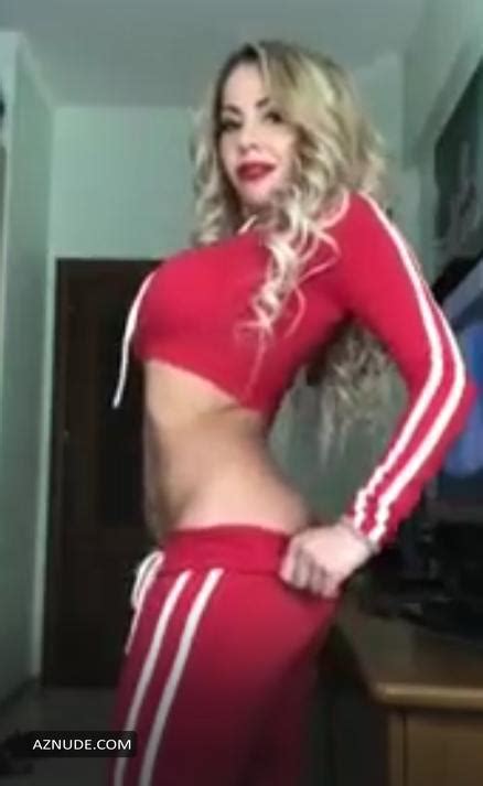 Elena Berkova Showing Her Perfect Naked Body On Camera AZNude