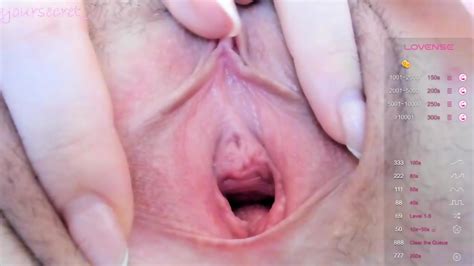 Yoursecret Upclose Spread Pussy