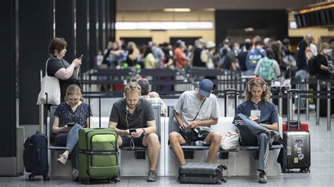 Schweizer Airport Auf Erholungskurs Der Flughafen Z Rich Verdoppelt