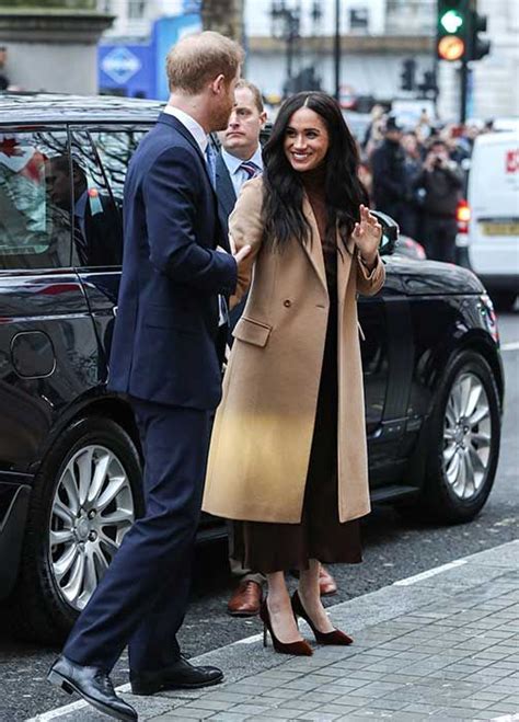 Meghan Markle and Prince Harry make dazzling return to royal duties ...