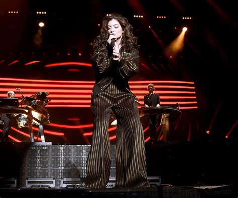 Lorde Teases Fans With New Album As She Celebrates 20th Birthday