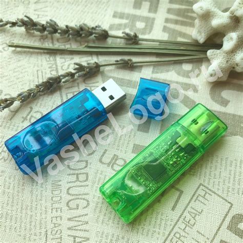 VasheLogo - Флешка пластиковая прозрачная с удобным углублением для ...