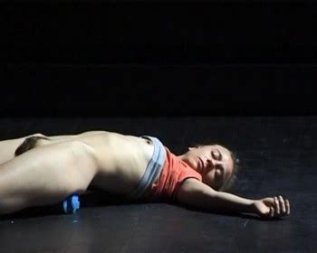 Nude Art Performance Page 33