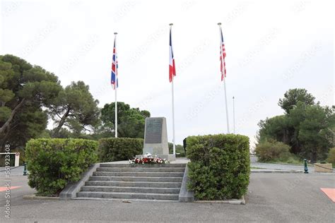 Fotka Mémorial du débarquement des troupes alliées en août 1944 ville