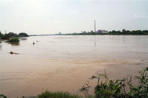 Slight Increase In Yamuna Water Level Again IBTimes India