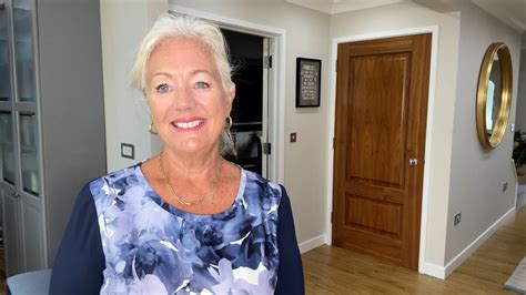 NUDE OR NAVY PLEASE HELP ME CHOOSE YouTube