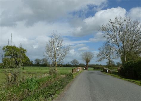 Bridge East Of Muchelney Ham David Smith Cc By Sa Geograph